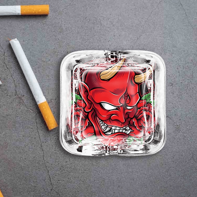Stand Out with Custom Ashtrays: MunchMakers’ High-Quality Wholesale Smoke Accessories